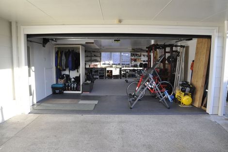 Photo of property in 3 Battersea Place, Richmond Heights, Taupo, 3330