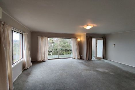 Photo of property in 1/19a Verran Road, Birkenhead, Auckland, 0626