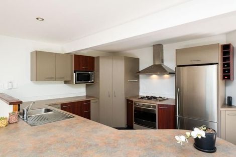 Photo of property in 35 Burns Road, Hospital Hill, Napier, 4110