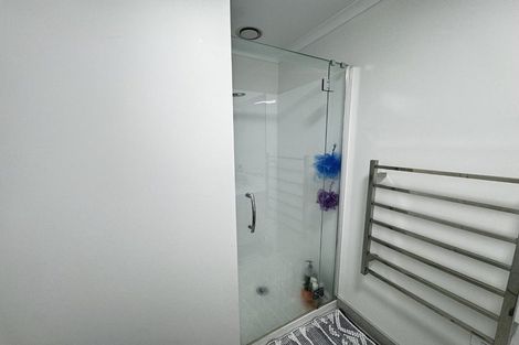 Photo of property in 22 Manarini Road, Westgate, Auckland, 0614