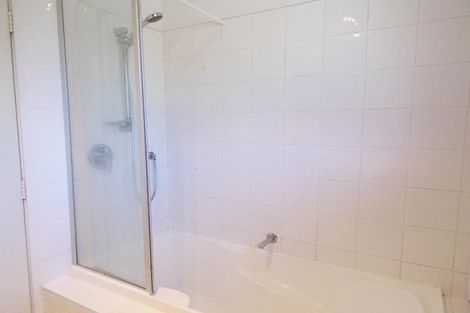 Photo of property in 48 Glenbervie Crescent, Massey, Auckland, 0614