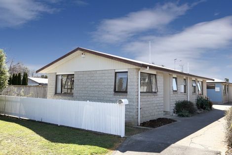 Photo of property in 100a Mayfair Avenue, Mayfair, Hastings, 4122