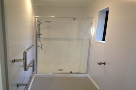 Photo of property in 8 Westmont Street, Ilam, Christchurch, 8041