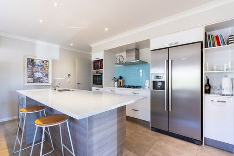 Photo of property in 26 Otupoa Way, Paraparaumu, 5032