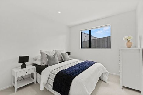 Photo of property in 10 Eaglesfield Close, Westmorland, Christchurch, 8025