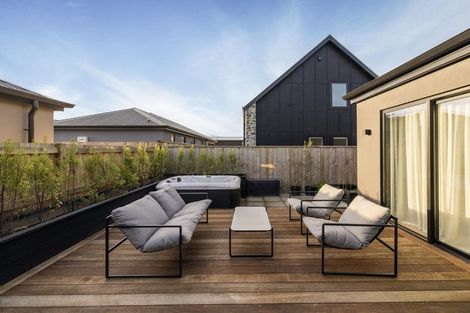 Photo of property in 11 Waterfowl Road, Jacks Point, 9371