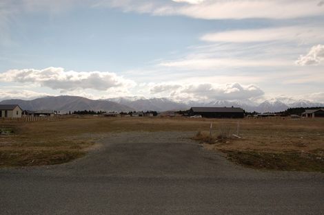 Photo of property in 2 Peak Drive, Twizel, 7901