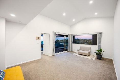 Photo of property in 12 Shelby Place, Long Bay, Auckland, 0630