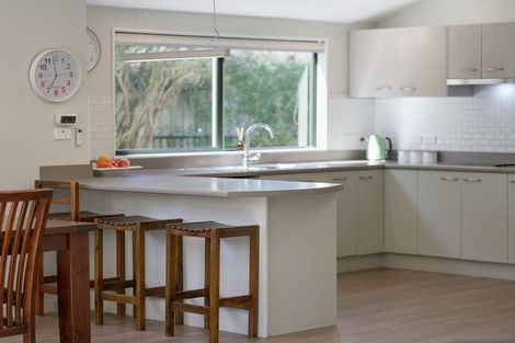 Photo of property in 3 Leanne Way, Waikanae Beach, Waikanae, 5036