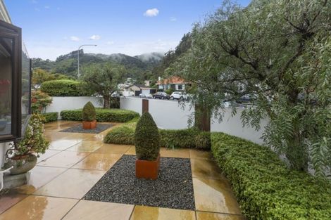 Photo of property in 134 Muritai Road, Eastbourne, Lower Hutt, 5013