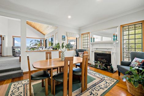 Photo of property in 4 Takutai Avenue, Bucklands Beach, Auckland, 2012