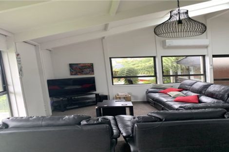 Photo of property in 24 Bedford Street, Northland, Wellington, 6012