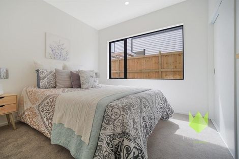 Photo of property in 20b Crestview Rise, Papakura, 2110