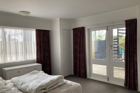 Photo of property in 16 Ruakiwi Road, Hamilton Lake, Hamilton, 3204