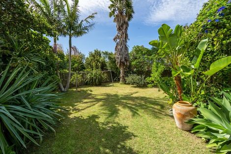 Photo of property in 15 Egremont Street, Belmont, Auckland, 0622