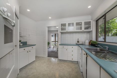 Photo of property in 2/278 Memorial Avenue, Burnside, Christchurch, 8053