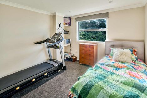 Photo of property in 10 Hervey Way, Kaiwharawhara, Wellington, 6035