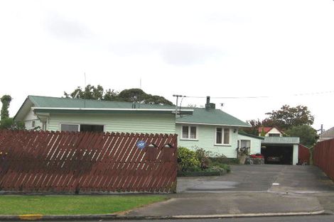 Photo of property in 2/40a Woodglen Road, Glen Eden, Auckland, 0602