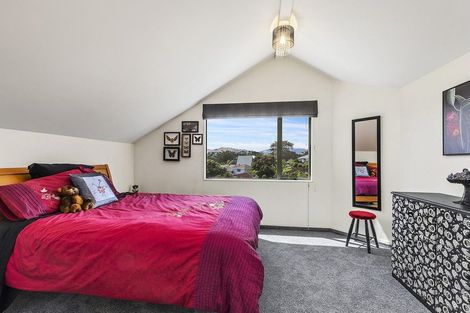 Photo of property in 15 Eclipse Lane, Whitby, Porirua, 5024