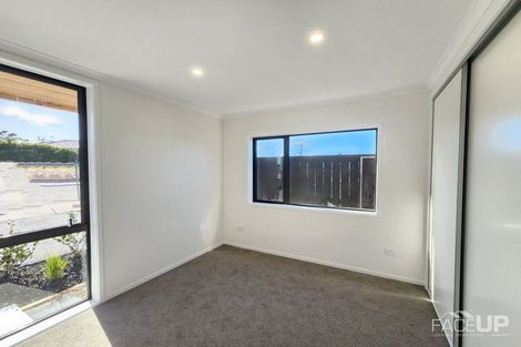Photo of property in 4 Rahopuru Road, Westgate, Auckland, 0614