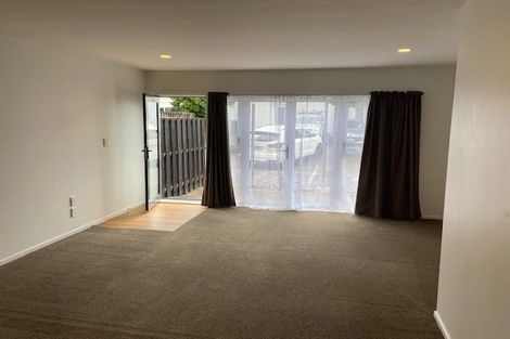 Photo of property in 93k Mays Road, Onehunga, Auckland, 1061