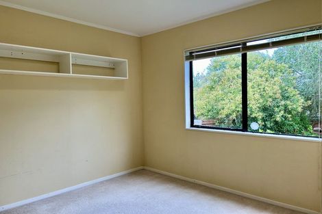 Photo of property in 2/30 Ribblesdale Road, Henderson, Auckland, 0612