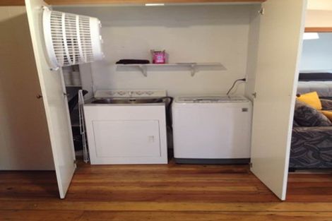 Photo of property in 1 Wikitoria Road, Putiki, Whanganui, 4500