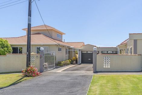 Photo of property in 50 Leslie Street, Waitara, 4320
