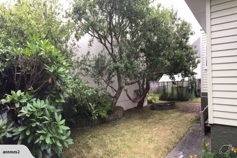 Photo of property in 2 Hatton Street, Karori, Wellington, 6012