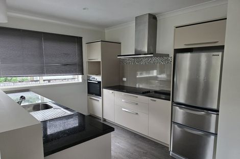 Photo of property in 18 Sinclair Street, Ebdentown, Upper Hutt, 5018