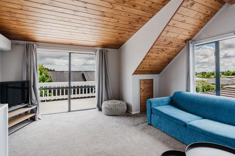 Photo of property in 15 Morrinsville Road, Hillcrest, Hamilton, 3216