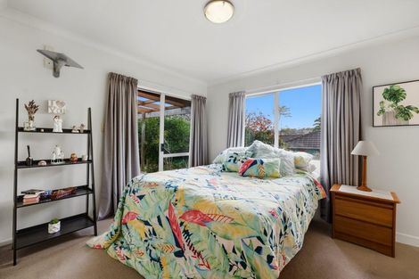 Photo of property in 19 Cabeleigh Drive, Helensville, 0800