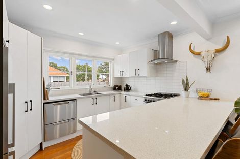 Photo of property in 1/171 Bayswater Avenue, Bayswater, Auckland, 0622