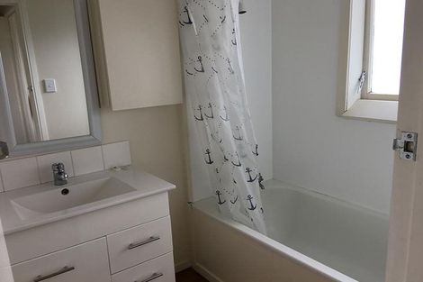 Photo of property in 28 Landscape Road, Papatoetoe, Auckland, 2025