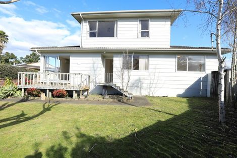 Photo of property in 8 Lisa Rise, Half Moon Bay, Auckland, 2012