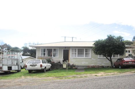 Photo of property in 76 Valley Road, Paraparaumu, 5032