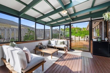 Photo of property in 71 Aberfeldy Avenue, Highland Park, Auckland, 2010