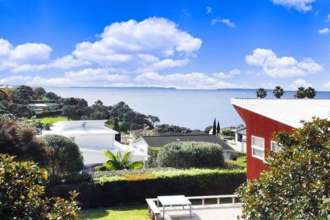 Photo of property in 10a Vaughan Crescent, Murrays Bay, Auckland, 0630