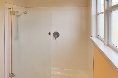 Photo of property in 12 Garvins Road, Hornby, Christchurch, 8042