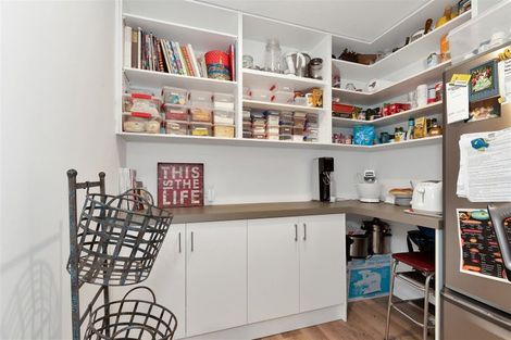 Photo of property in 2 Ormandy Court, Amberley, 7410