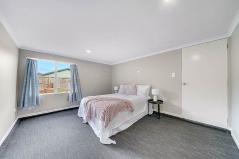 Photo of property in 35 Seddon Avenue, Papatoetoe, Auckland, 2104