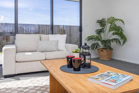 Photo of property in 6 Pukaki Place, Baverstock, 3200