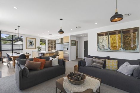 Photo of property in 9 Mount Edgecumbe Street, New Plymouth, 4310