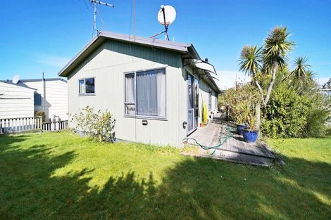 Photo of property in 28 Tarata Street, Kaka Point, Balclutha, 9271