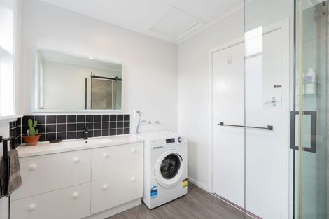 Photo of property in 12 Tokomaru Road, Tokomaru, Palmerston North, 4474