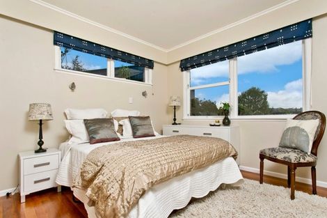 Photo of property in 20 Holt Avenue, Torbay, Auckland, 0630