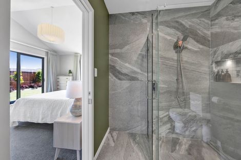 Photo of property in 25 County Drive, Hawera, 4610