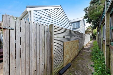 Photo of property in 17b Millward Street, Newtown, Wellington, 6021