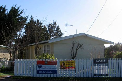 Photo of property in 65 Woodward Street East, Featherston, 5710