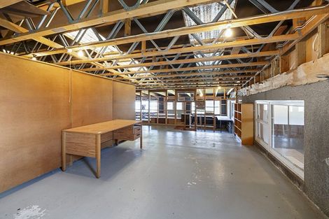 Photo of property in 86 Fulford Street, New Plymouth, 4310